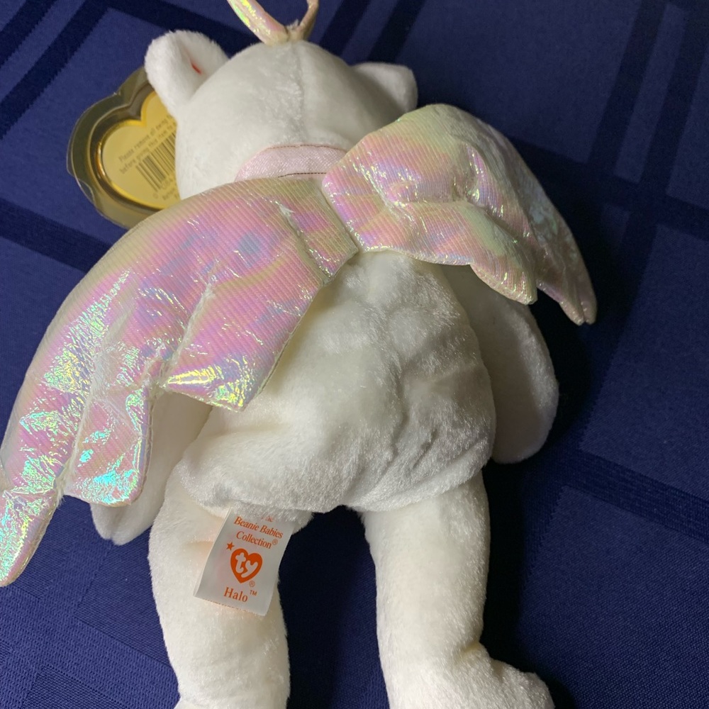 Beanie Babies Halo .Rare w/ Brown nose and errors.mint condition